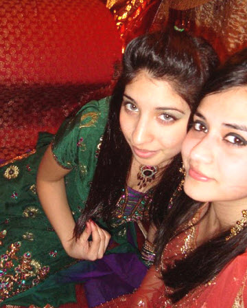 Kashmir Girls Wallpapers